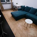 Cozy Apartamento Craiova
